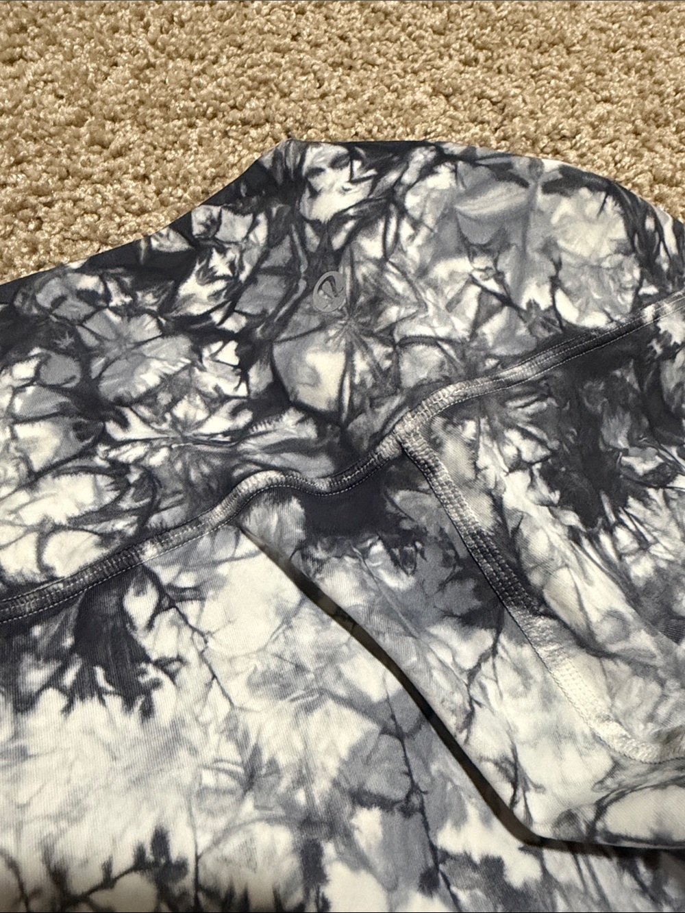 lululemon athletica Black and White Tie-Dye Leggings - Picture 2 of 4